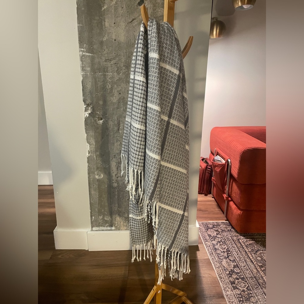 Gray and White Plaid Fringe Scarf